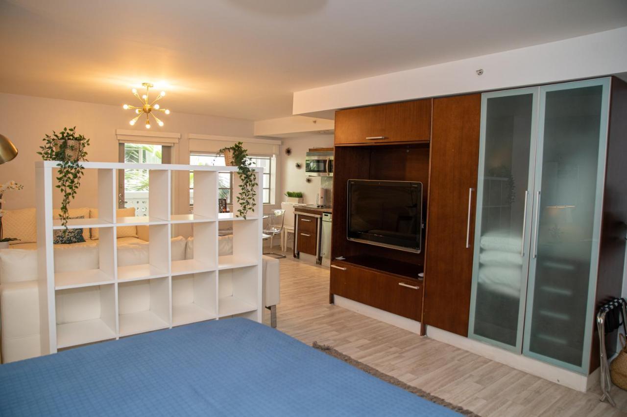 מיאמי ביץ' Strand Ocean Drive Suites מראה חיצוני תמונה