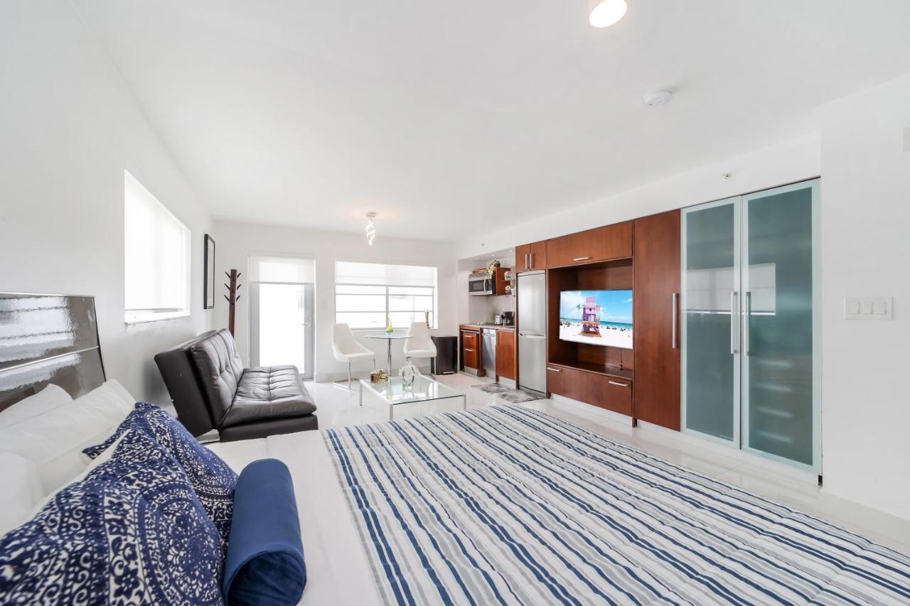 מיאמי ביץ' Strand Ocean Drive Suites מראה חיצוני תמונה
